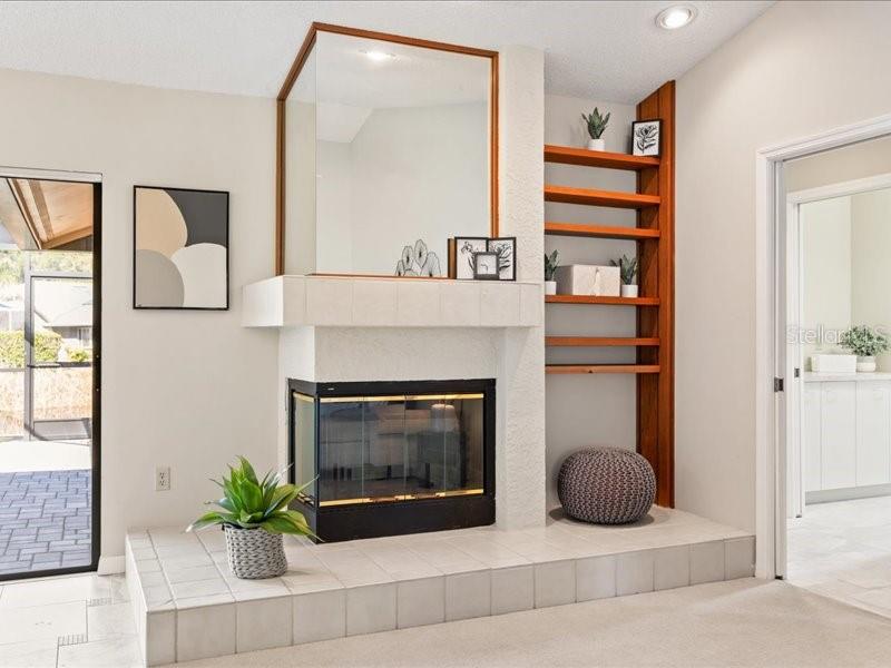 Image 26 of 51 For 607 Waterford Circle E