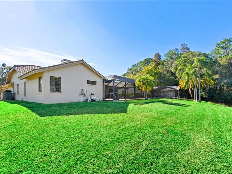 Image 37 of 51 For 607 Waterford Circle E