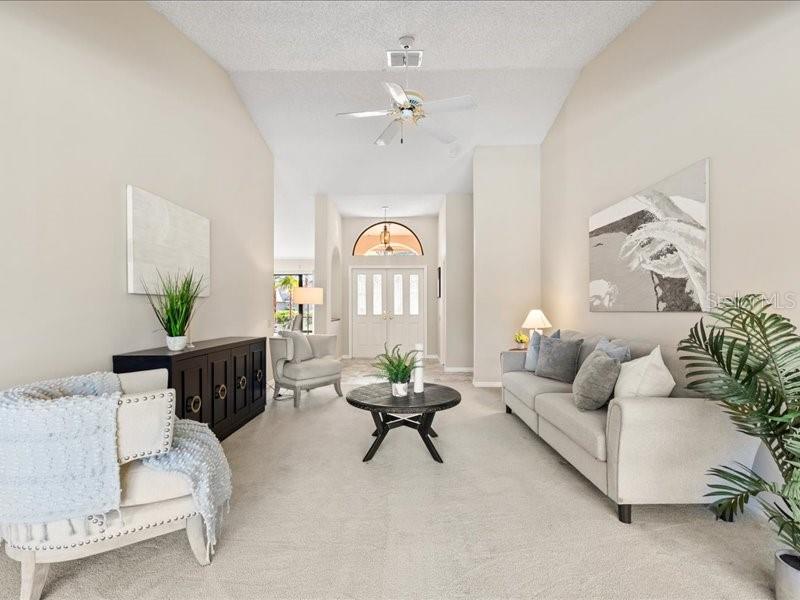 Image 9 of 51 For 607 Waterford Circle E