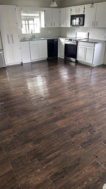 Image 12 of 42 For 40 Flower Hill Lane