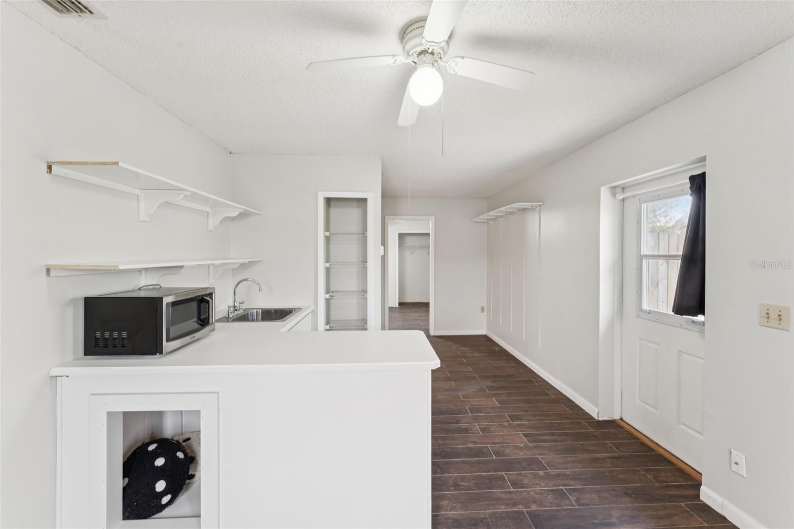 Image 27 of 42 For 40 Flower Hill Lane