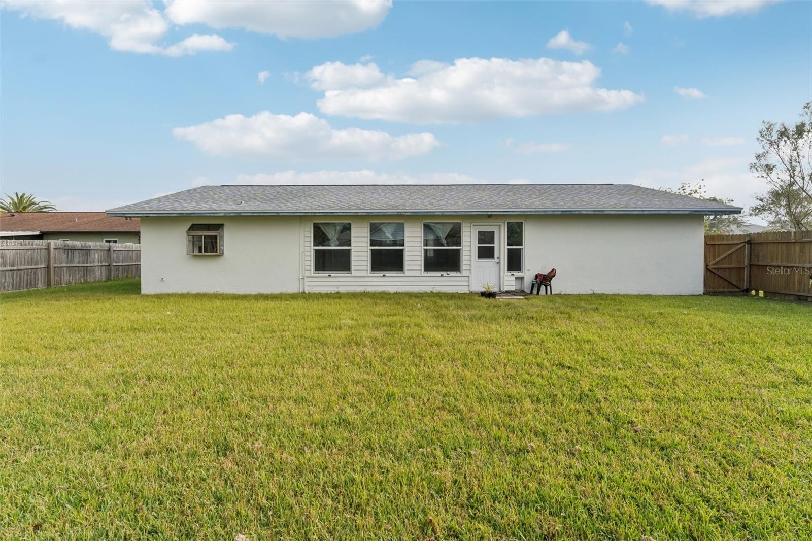 Image 37 of 42 For 40 Flower Hill Lane