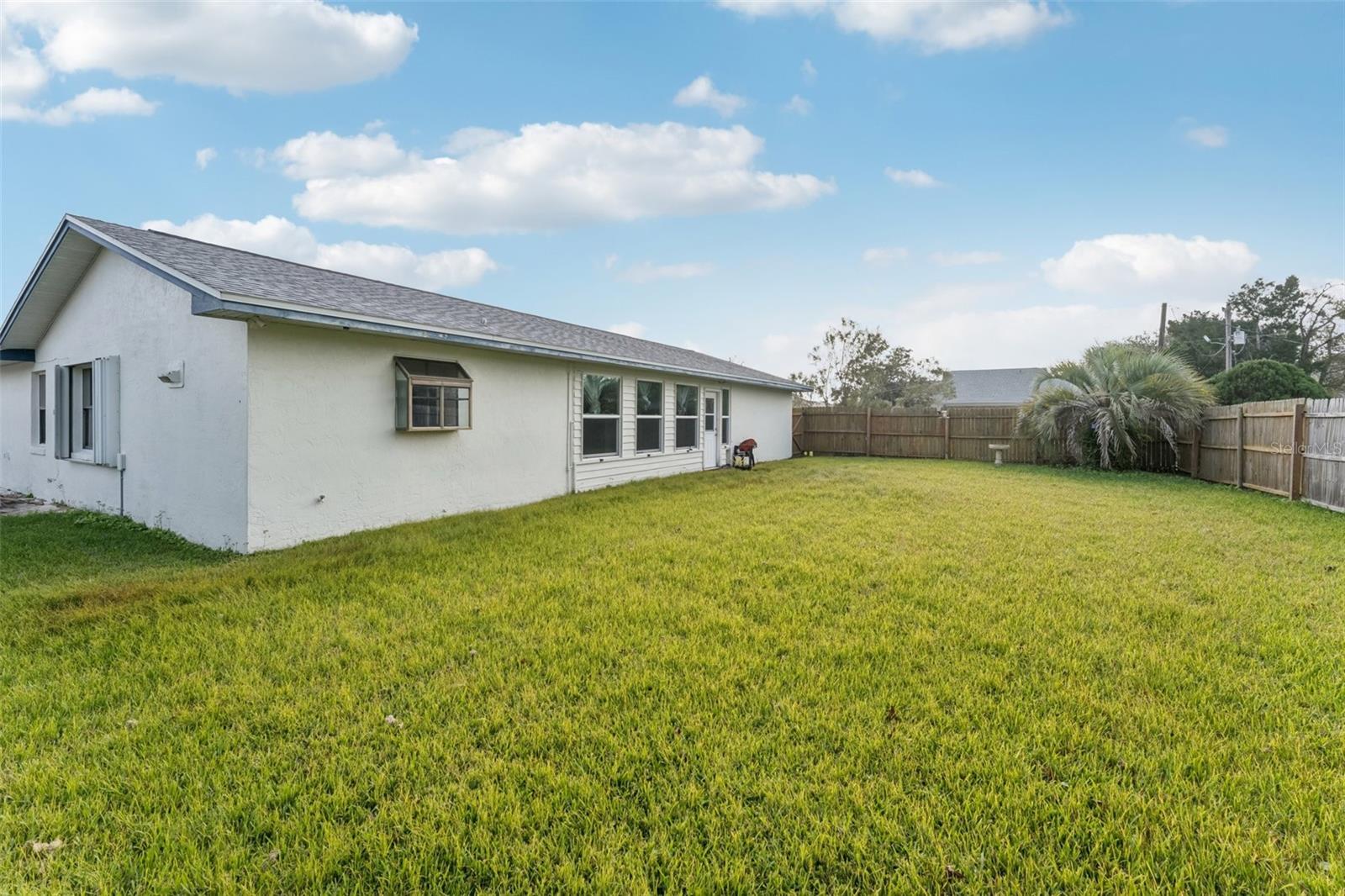 Image 38 of 42 For 40 Flower Hill Lane