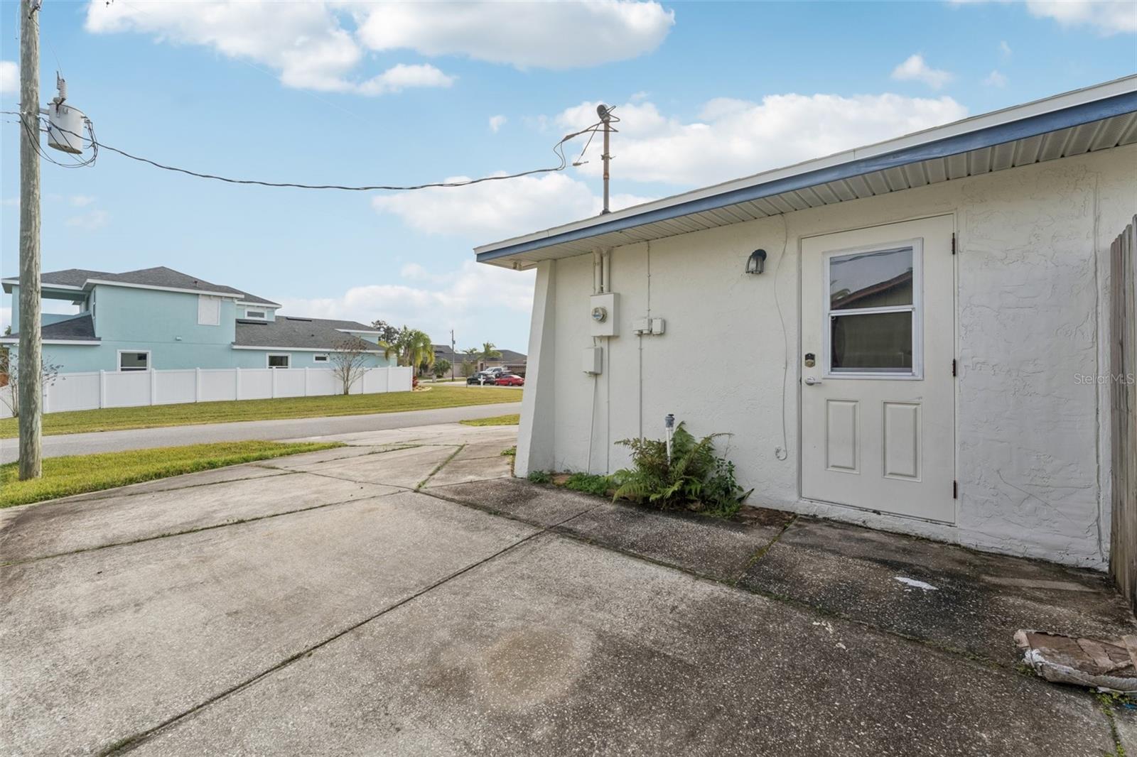 Image 42 of 42 For 40 Flower Hill Lane