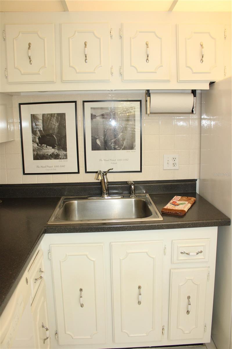 Listing photo id 17 for 11485 Oakhurst Road 1200-215