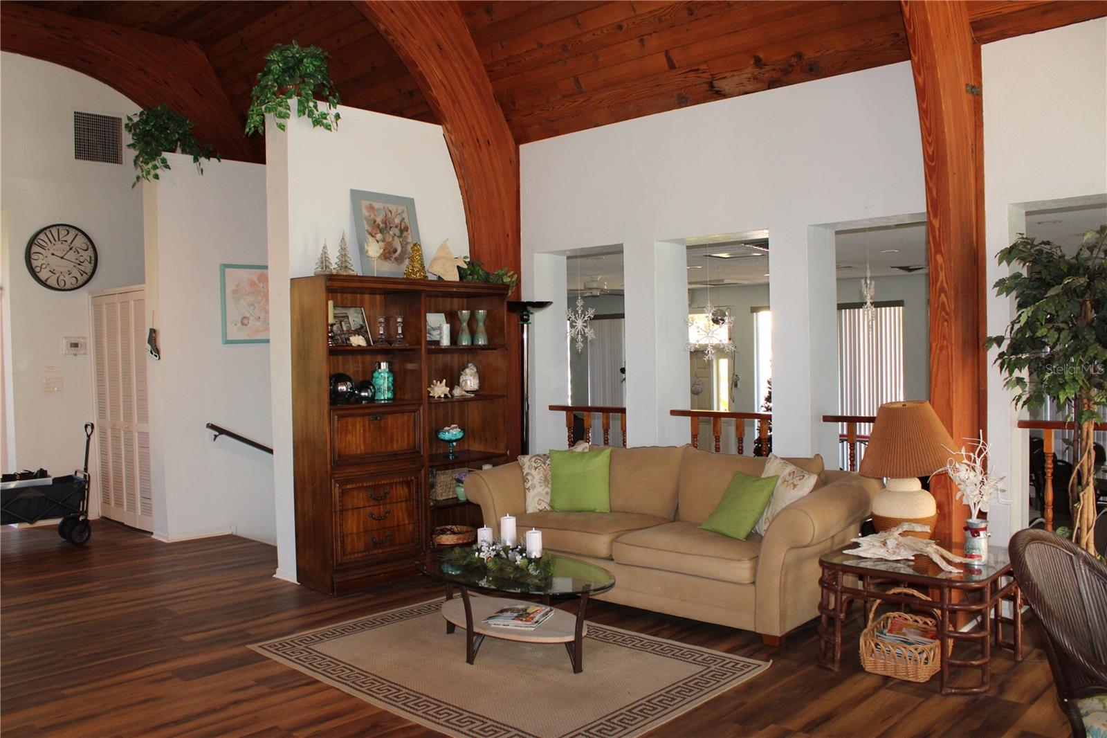 Listing photo id 40 for 11485 Oakhurst Road 1200-215