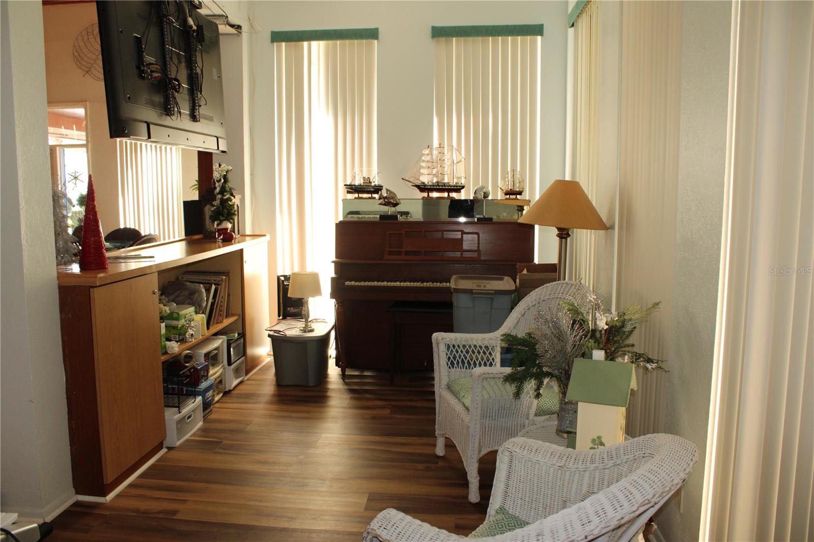 Listing photo id 44 for 11485 Oakhurst Road 1200-215