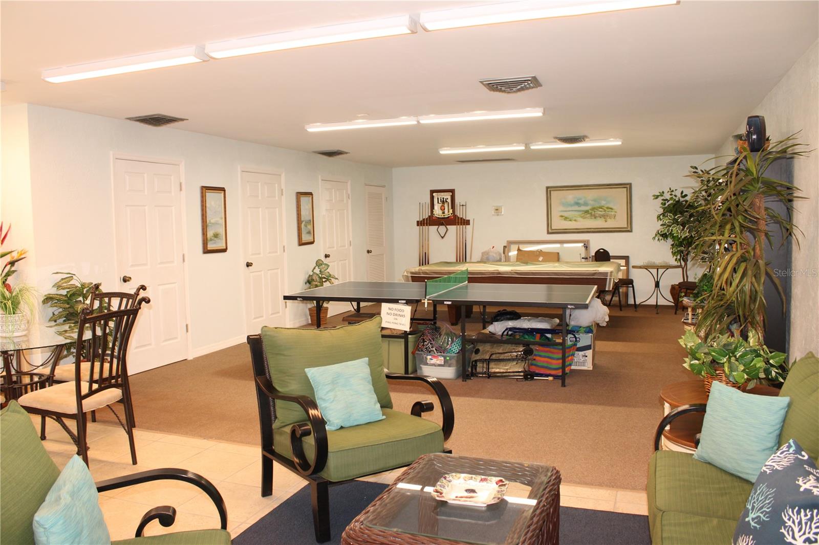 Listing photo id 45 for 11485 Oakhurst Road 1200-215