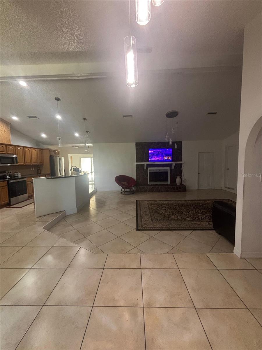 Image 3 of 29 For 14208 Mayer Avenue