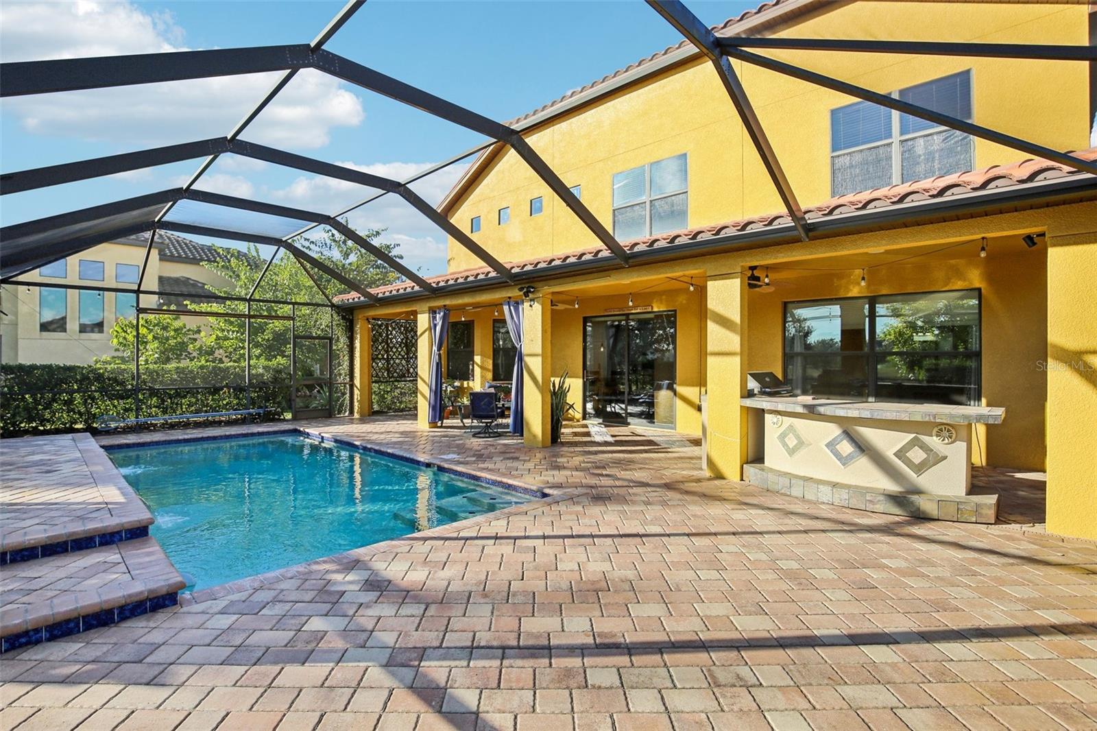 Image 38 of 100 For 9413 Toulon Boulevard