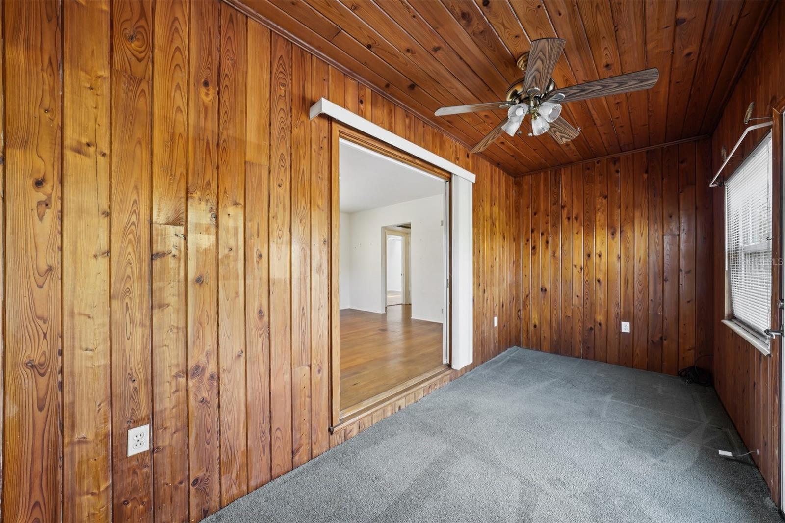 Image 37 of 80 For 6221 Dartmouth Avenue N