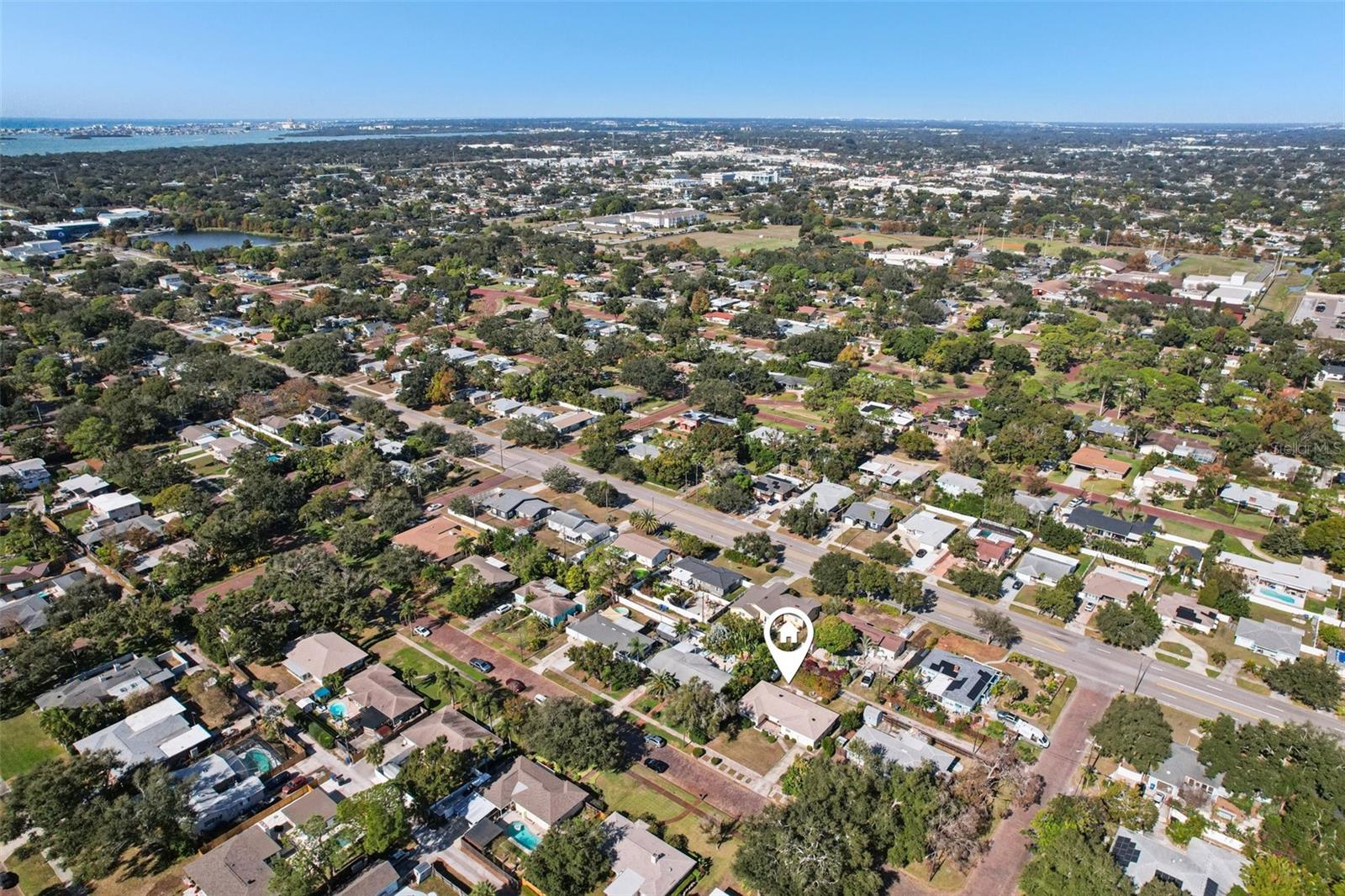 Image 64 of 80 For 6221 Dartmouth Avenue N