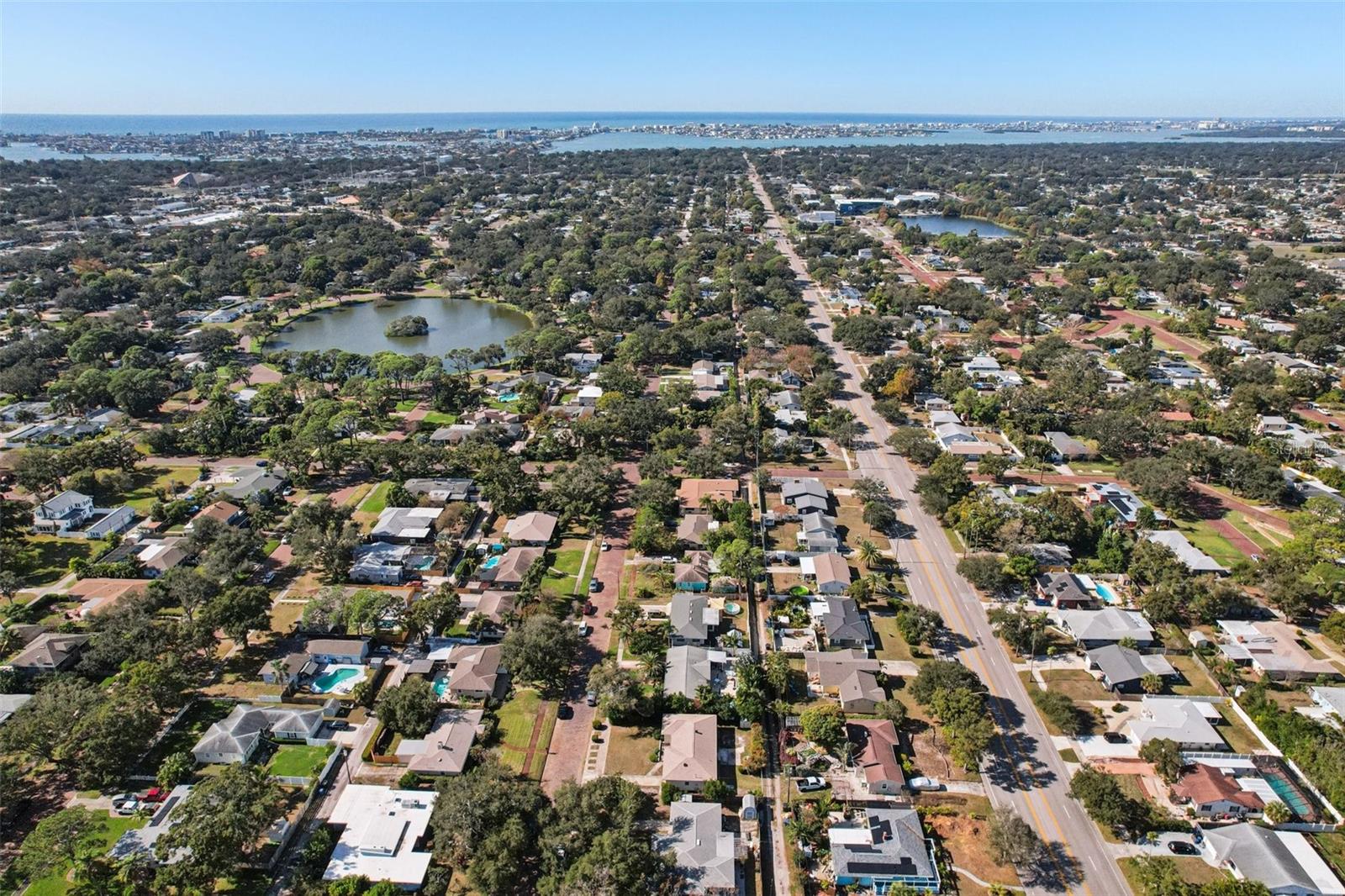 Image 65 of 80 For 6221 Dartmouth Avenue N