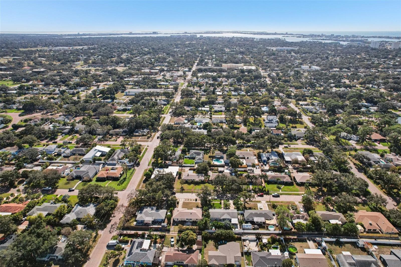 Image 67 of 80 For 6221 Dartmouth Avenue N