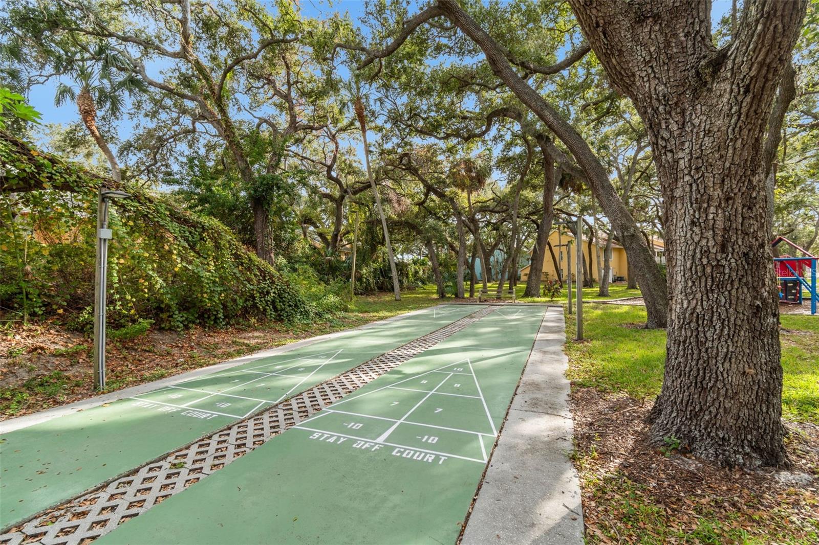 Image 35 of 48 For 4160 35th Terrace S C