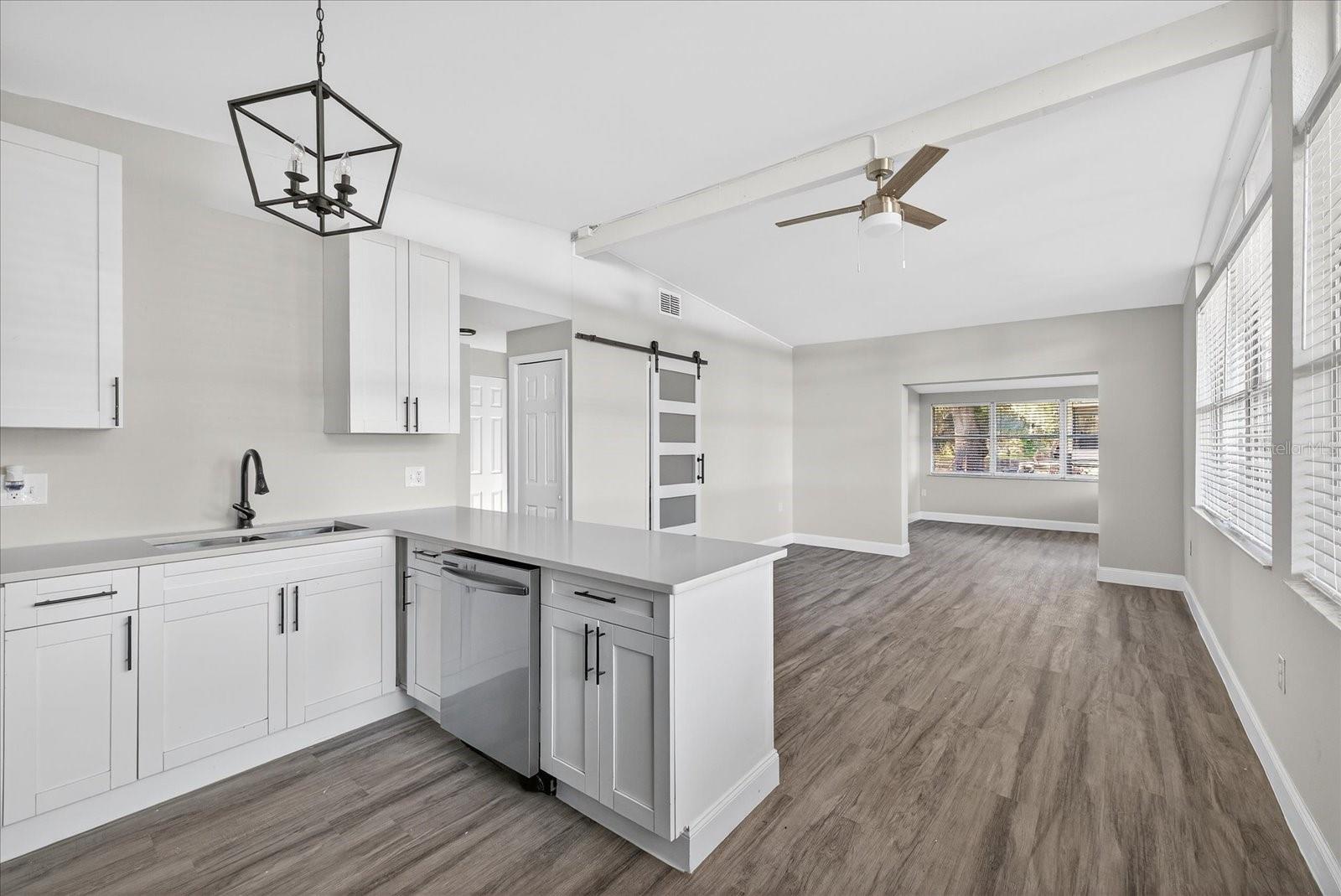 Image 17 of 32 For 34796 Gardenia Way