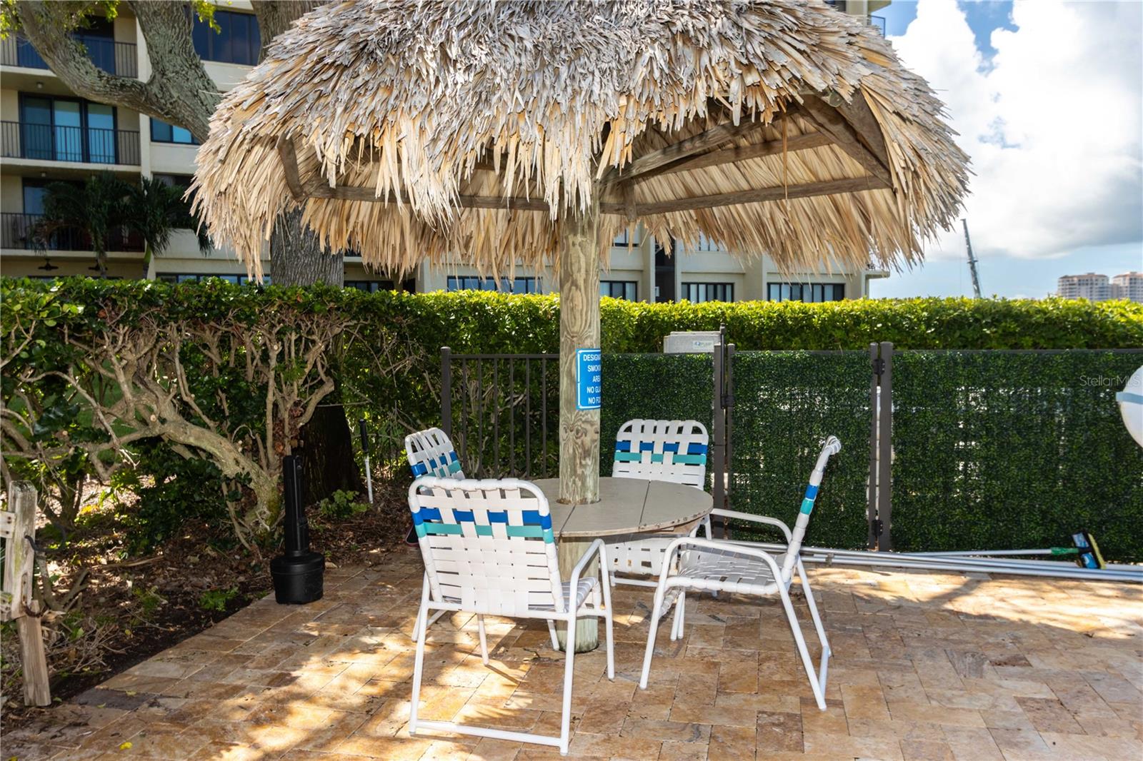 Image 45 of 60 For 700 Island Way 501