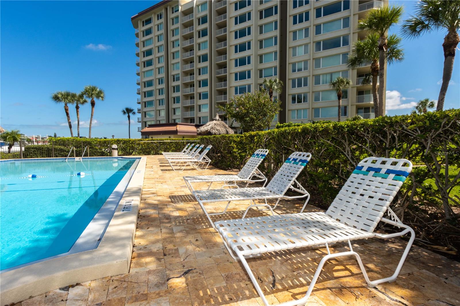 Image 46 of 60 For 700 Island Way 501