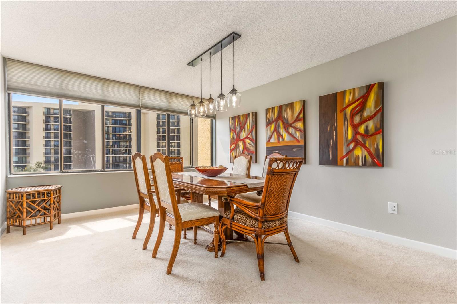 Image 5 of 60 For 700 Island Way 501