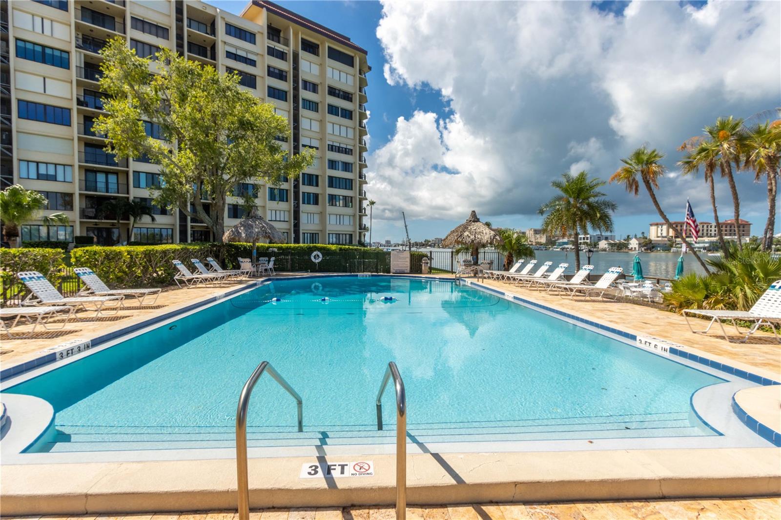 Image 53 of 60 For 700 Island Way 501