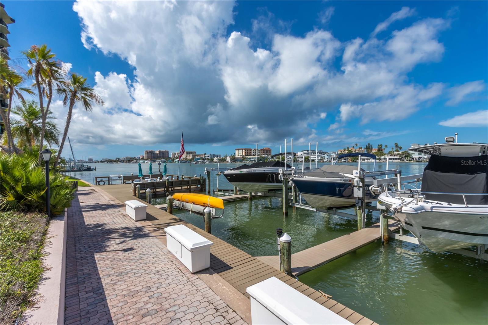 Image 57 of 60 For 700 Island Way 501