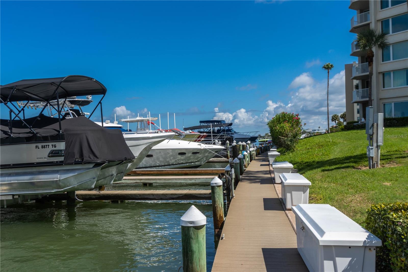 Image 59 of 60 For 700 Island Way 501