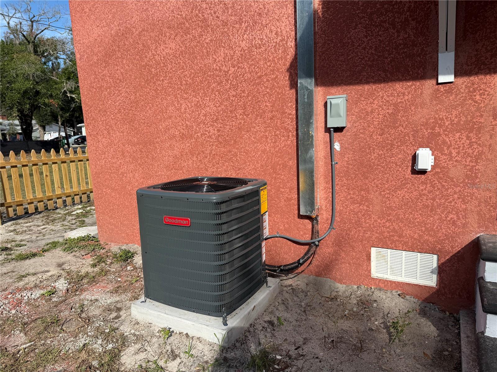 Image 17 of 21 For 1311 River Cove Street