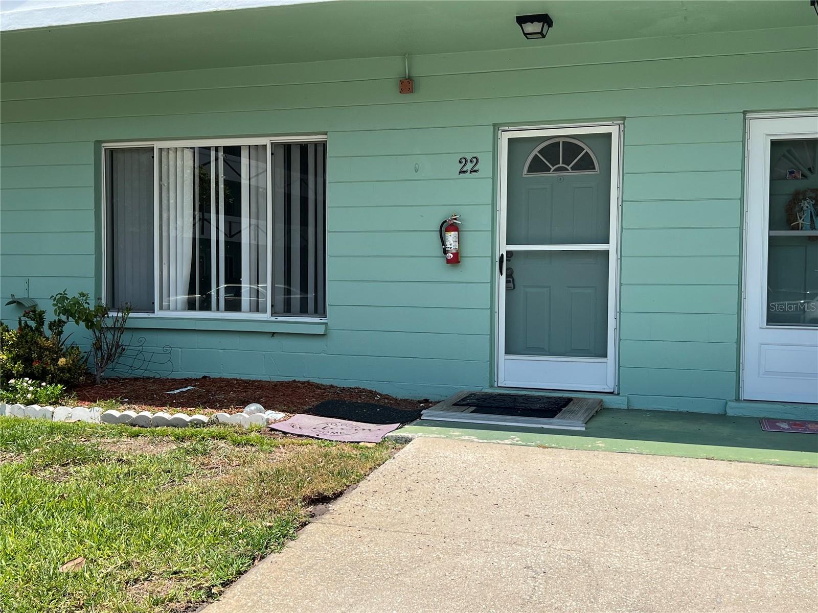 Image 2 of 36 For 2042 Australia Way W 22