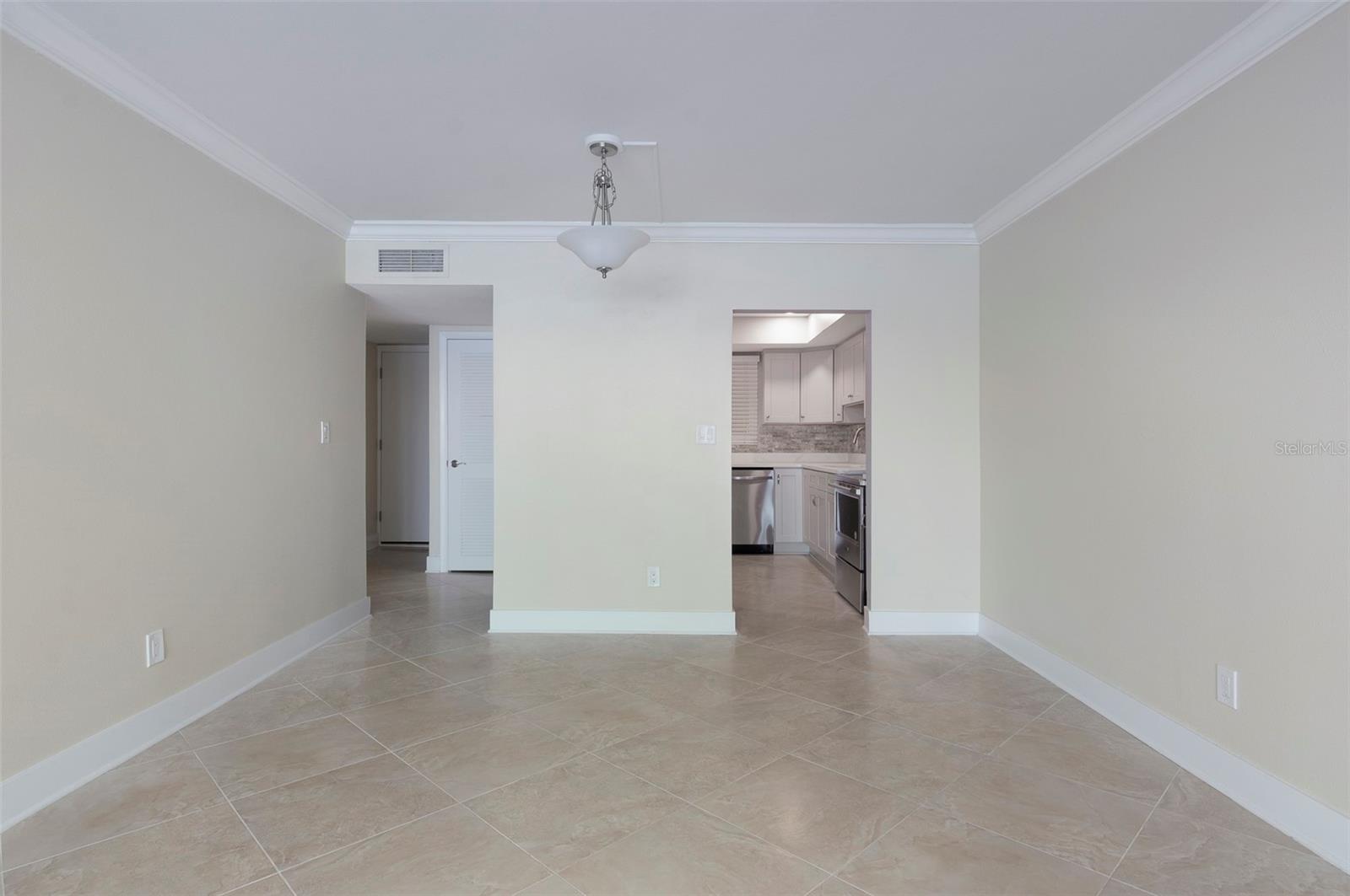 Image 15 of 47 For 868 Bayway Boulevard 108