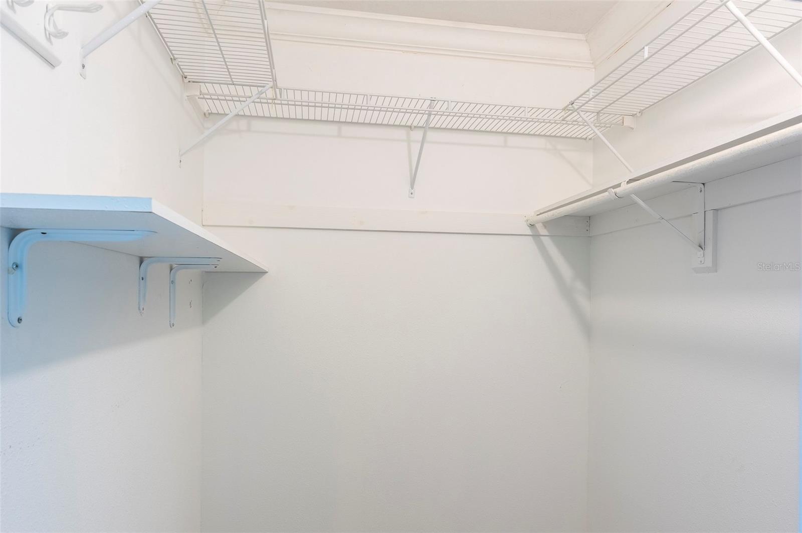 Image 24 of 47 For 868 Bayway Boulevard 108