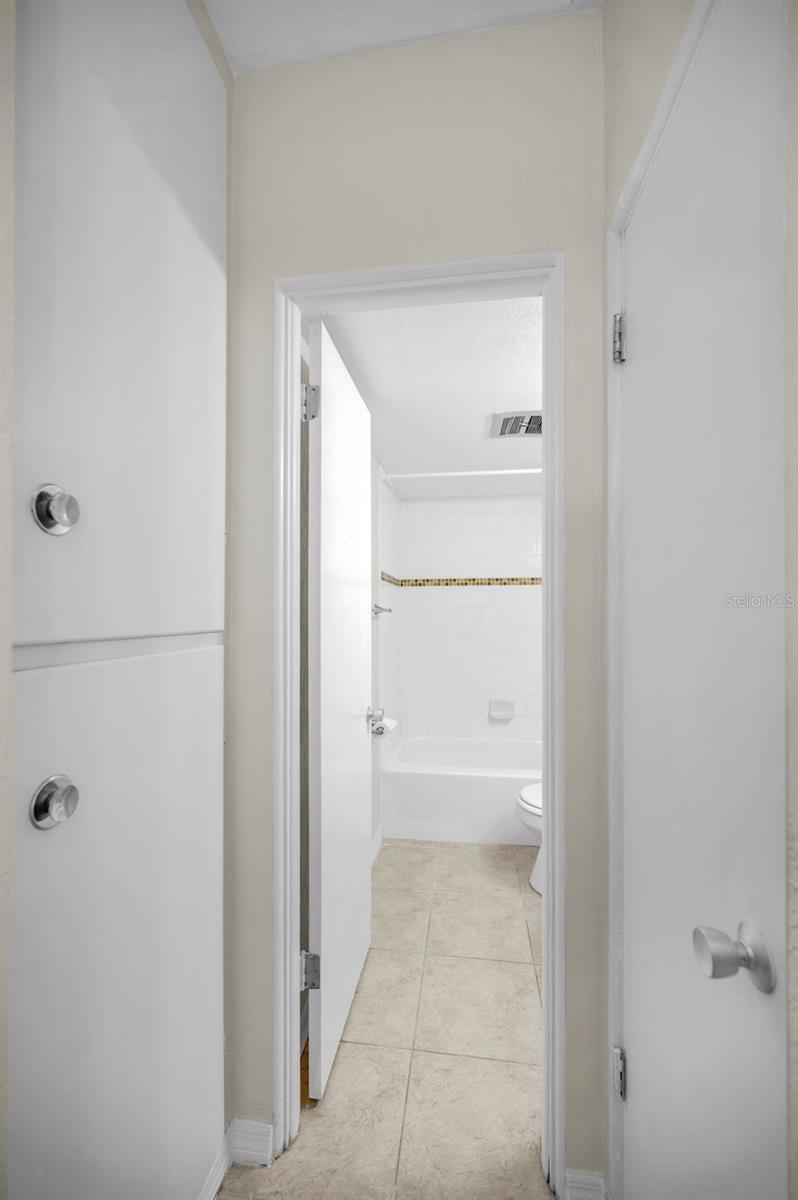 Image 20 of 52 For 4325 58th Way N 1531