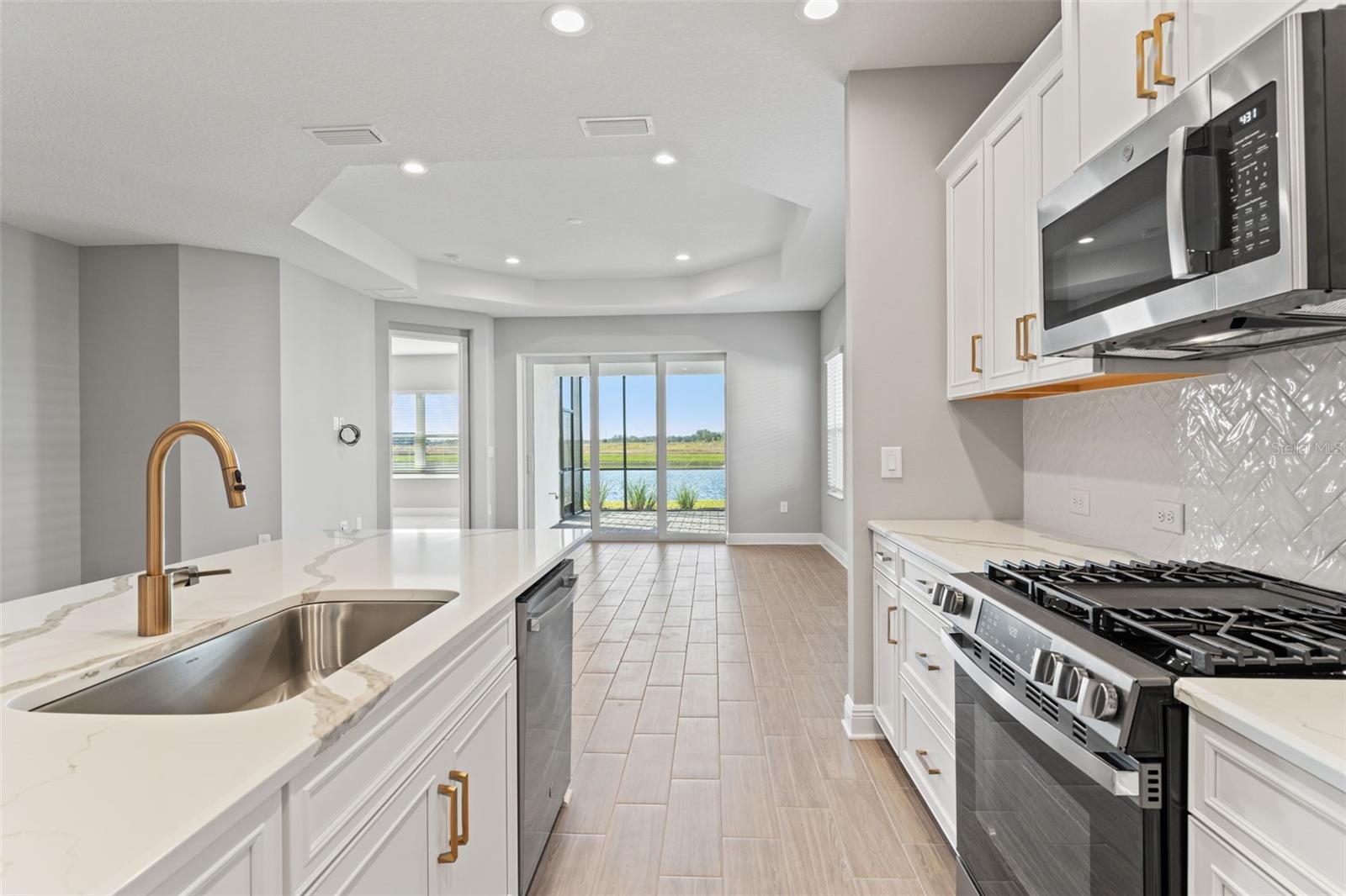 Image 10 of 40 For 2130 Sylvester Palm Lane