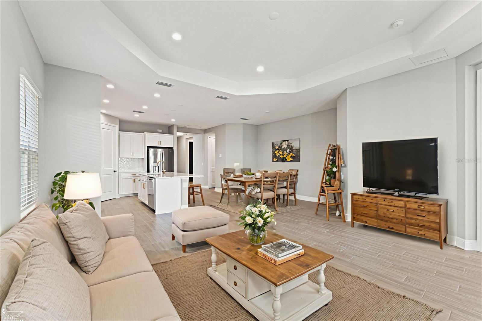 Image 5 of 40 For 2130 Sylvester Palm Lane