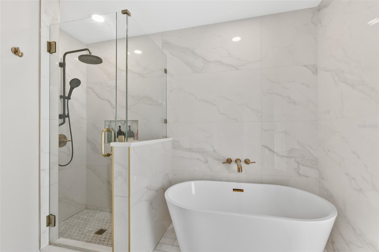 Image 14 of 28 For 2618 Bryant Circle