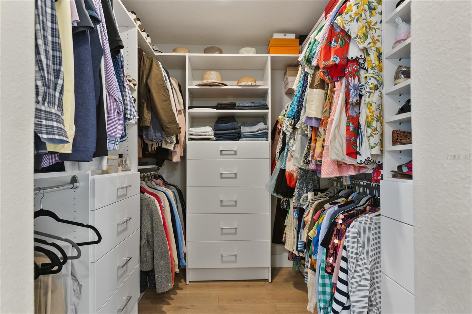 Image 15 of 28 For 2618 Bryant Circle