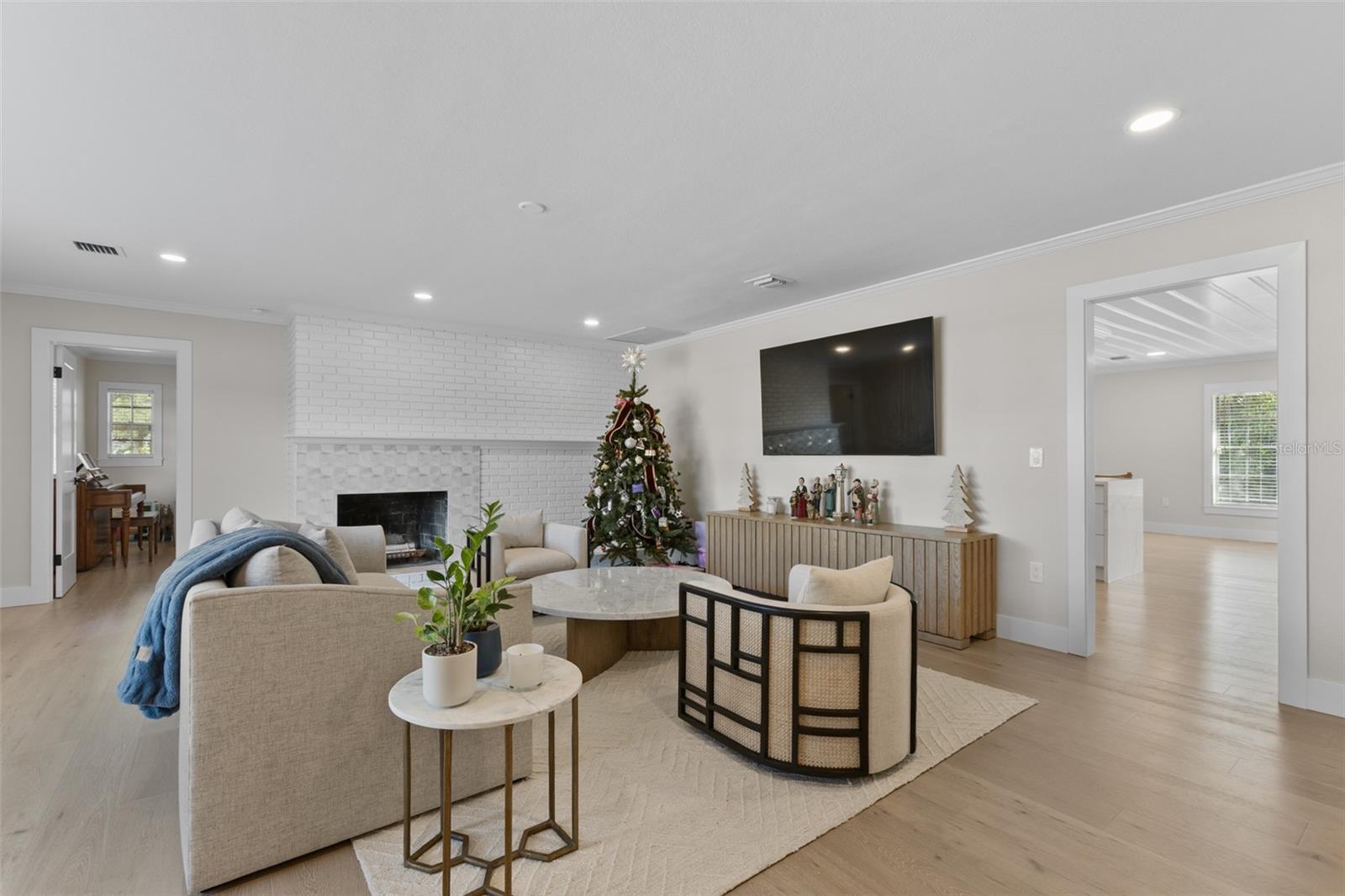 Image 2 of 28 For 2618 Bryant Circle