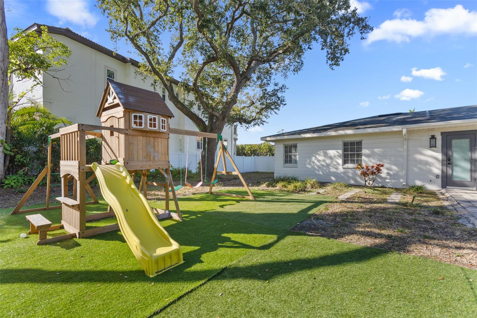 Image 28 of 28 For 2618 Bryant Circle