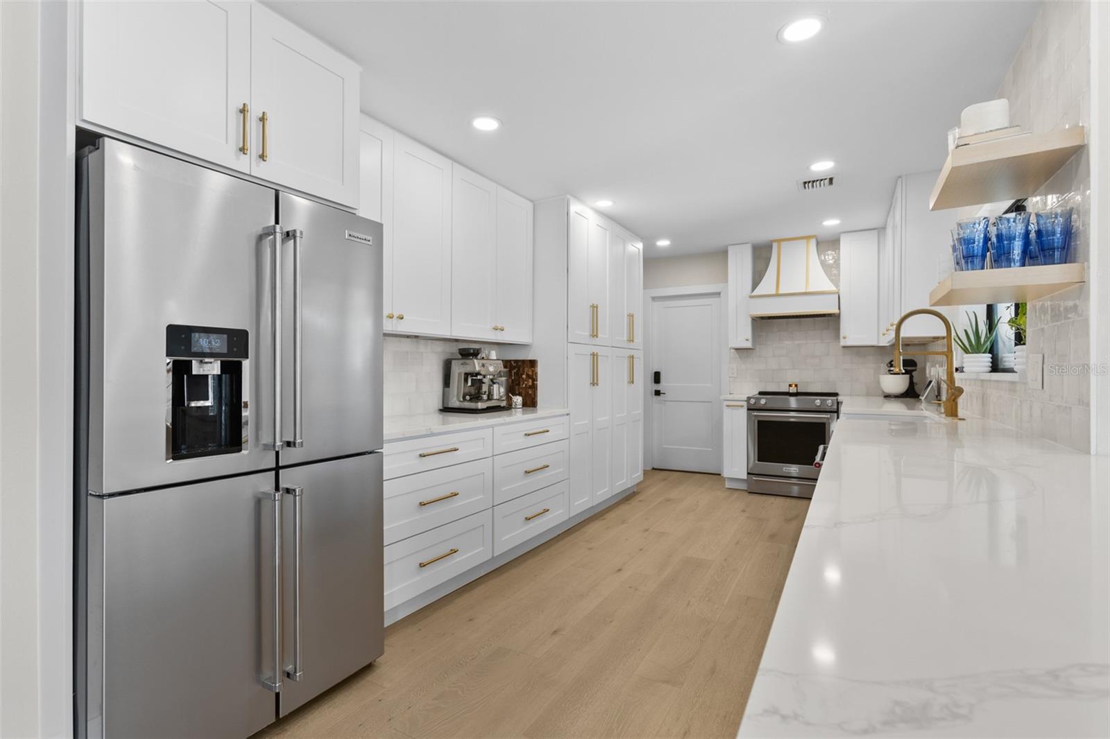 Image 5 of 28 For 2618 Bryant Circle