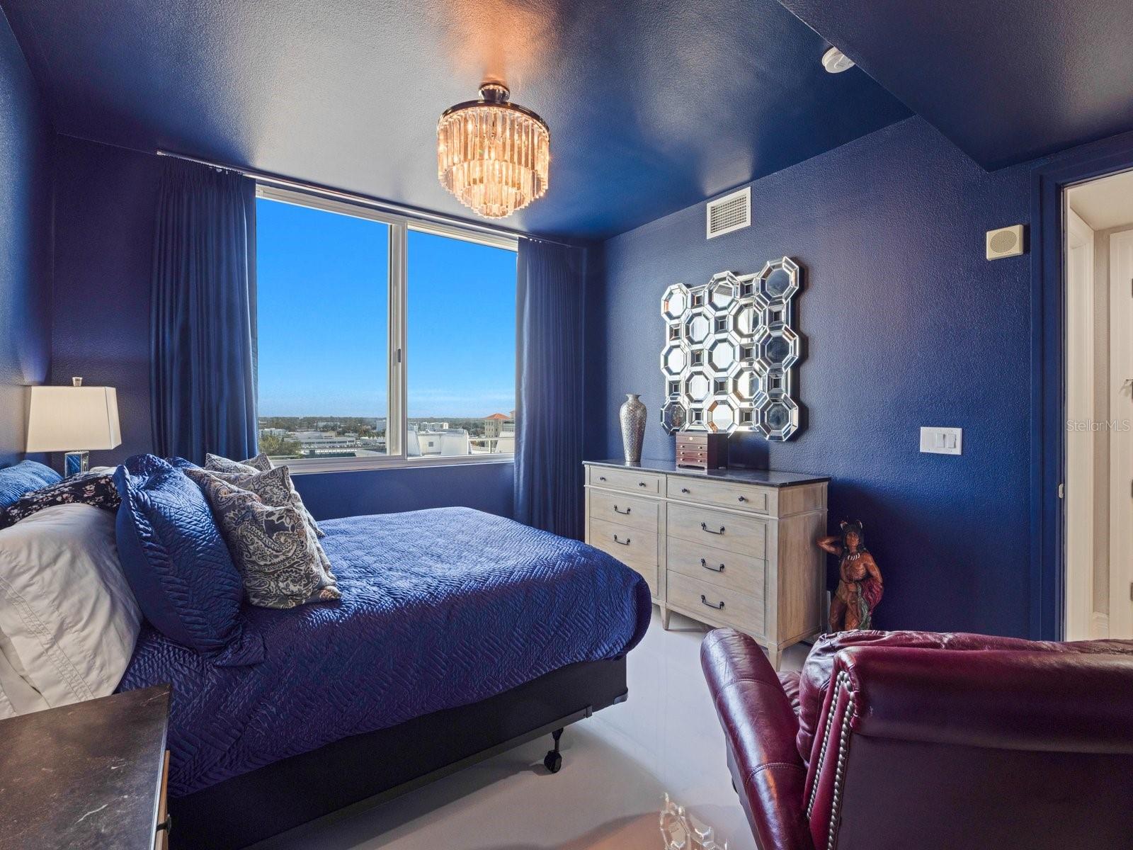 Listing photo id 13 for 331 Cleveland Street 1101