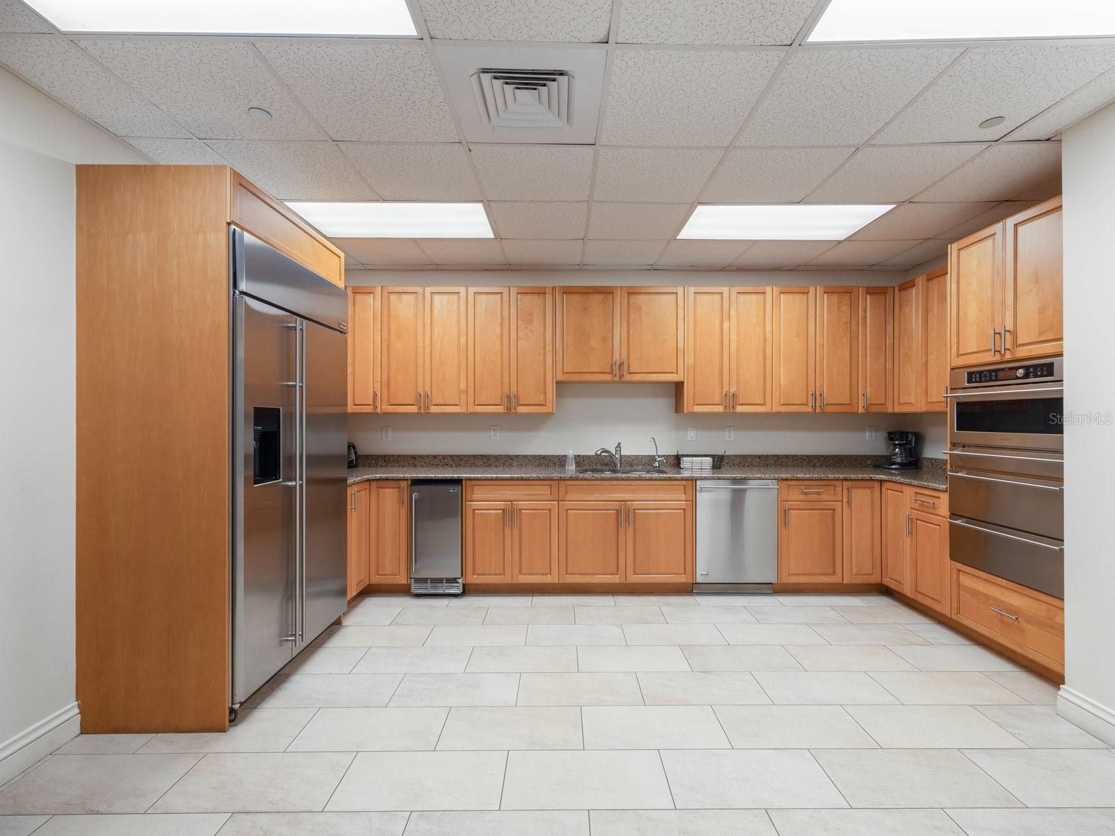 Listing photo id 55 for 331 Cleveland Street 1101