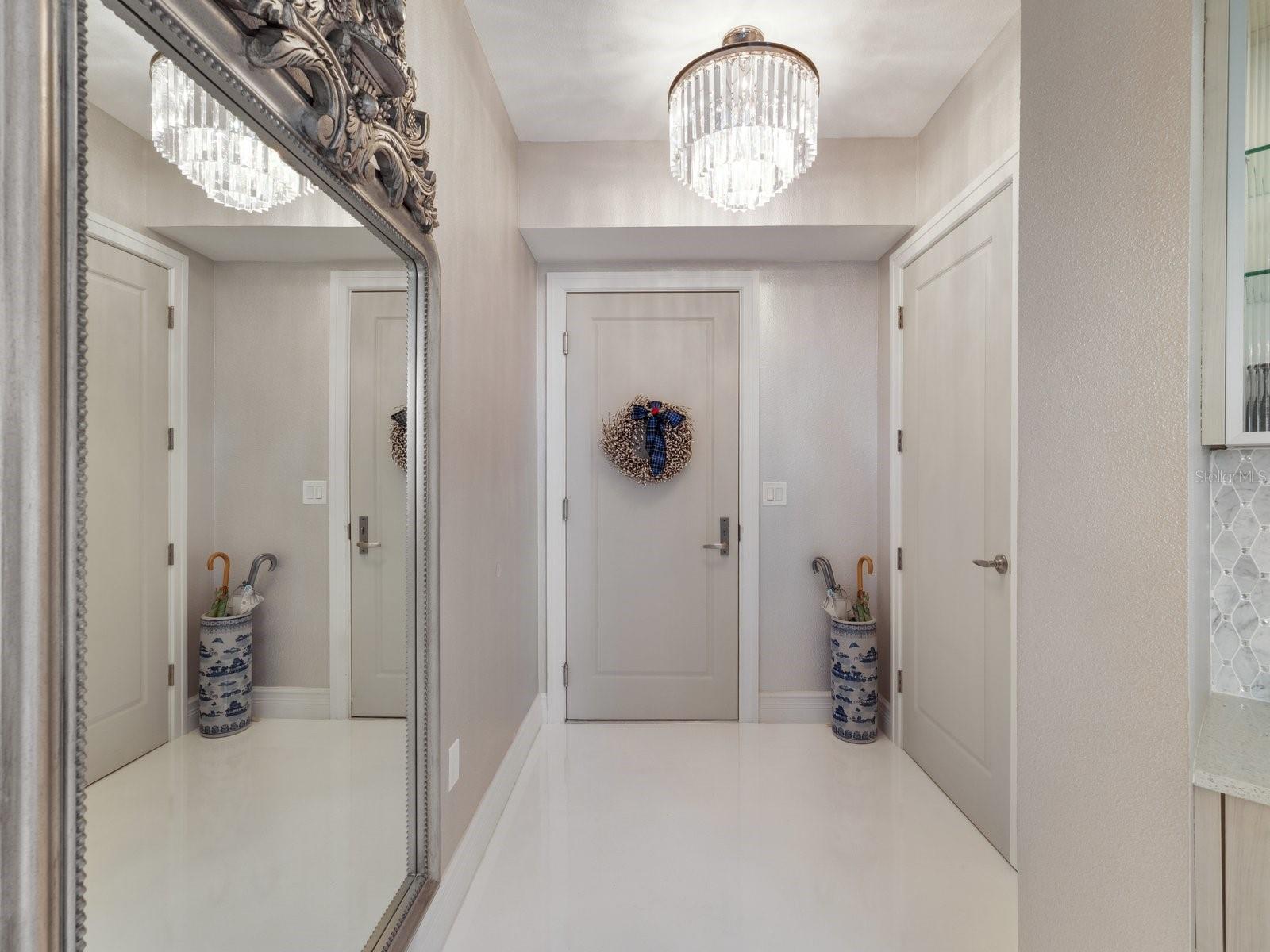 Listing photo id 4 for 331 Cleveland Street 1101