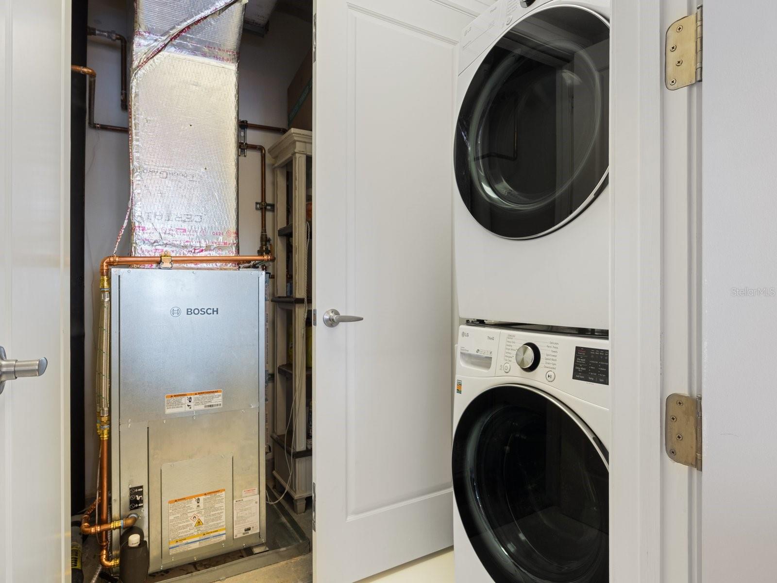 Listing photo id 7 for 331 Cleveland Street 1101