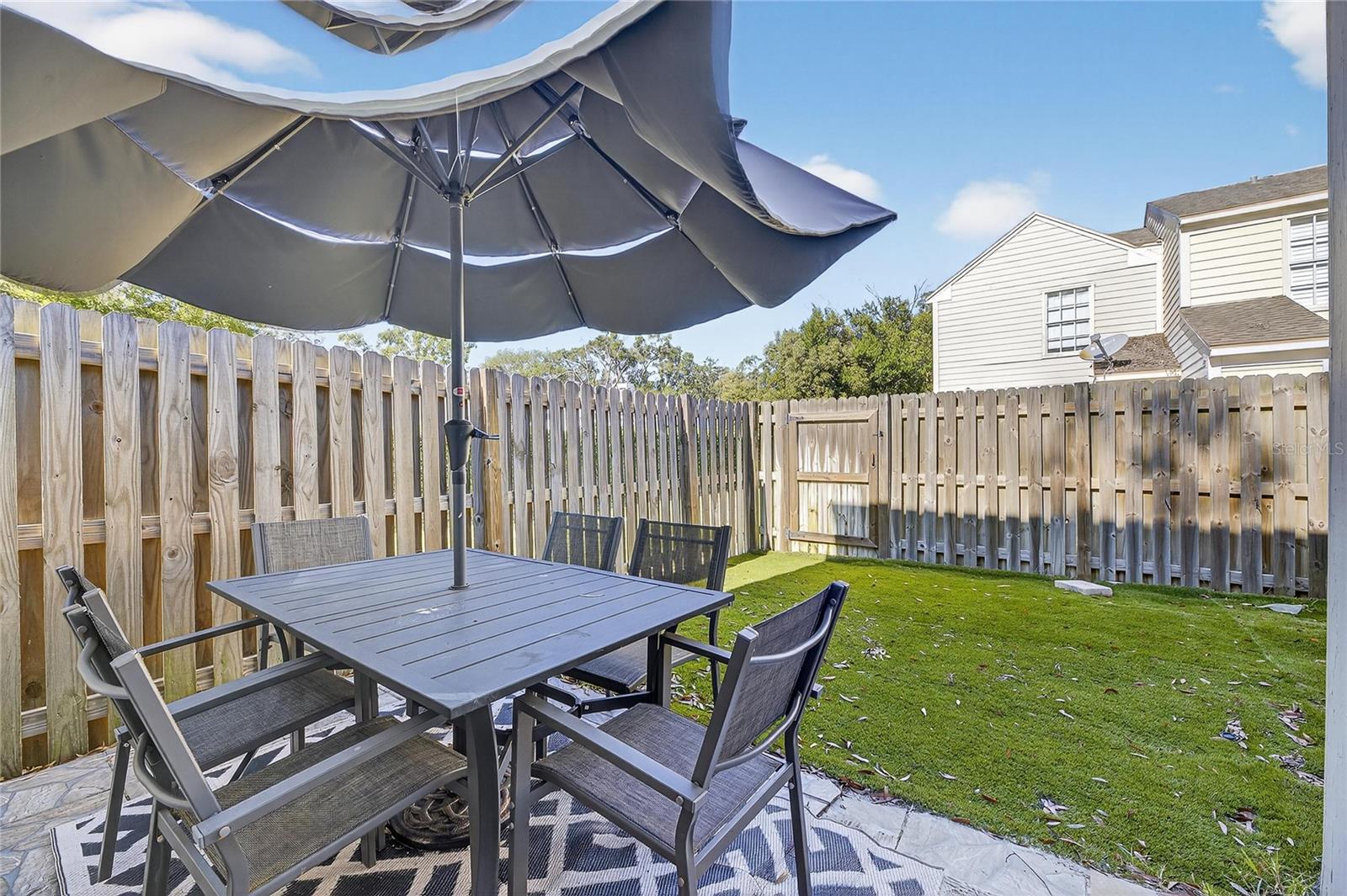 Listing photo id 15 for 1811 Mill Run Circle