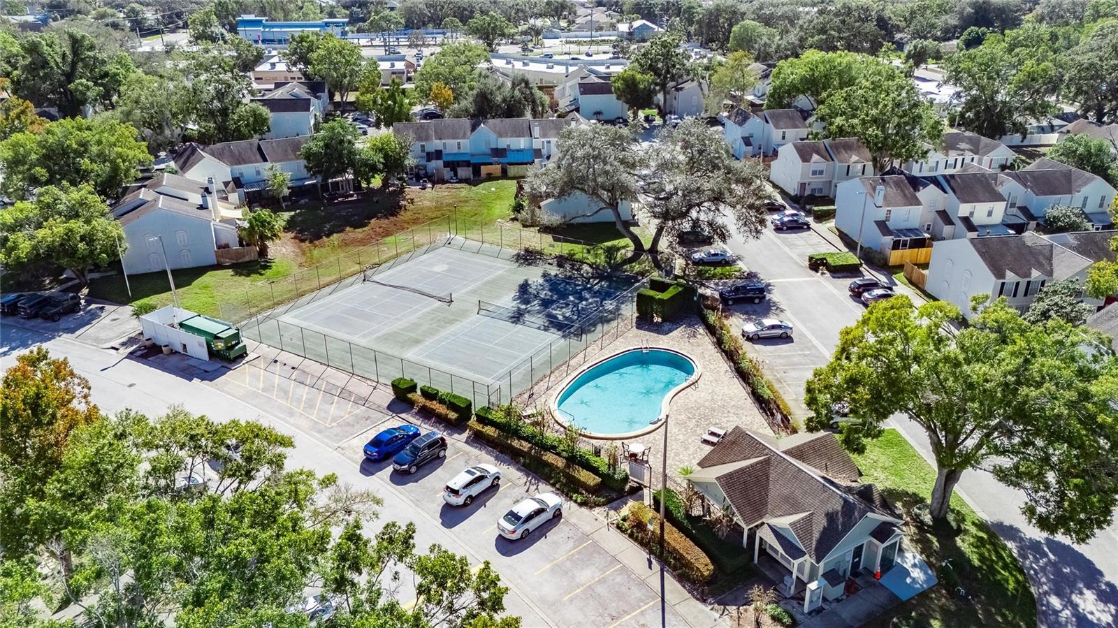 Listing photo id 24 for 1811 Mill Run Circle