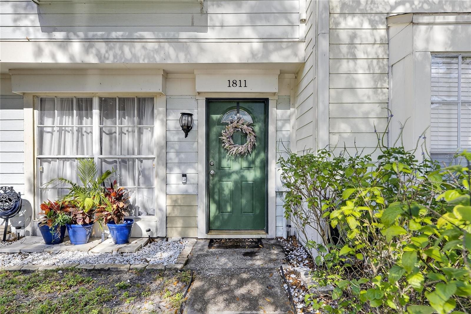 Listing photo id 2 for 1811 Mill Run Circle