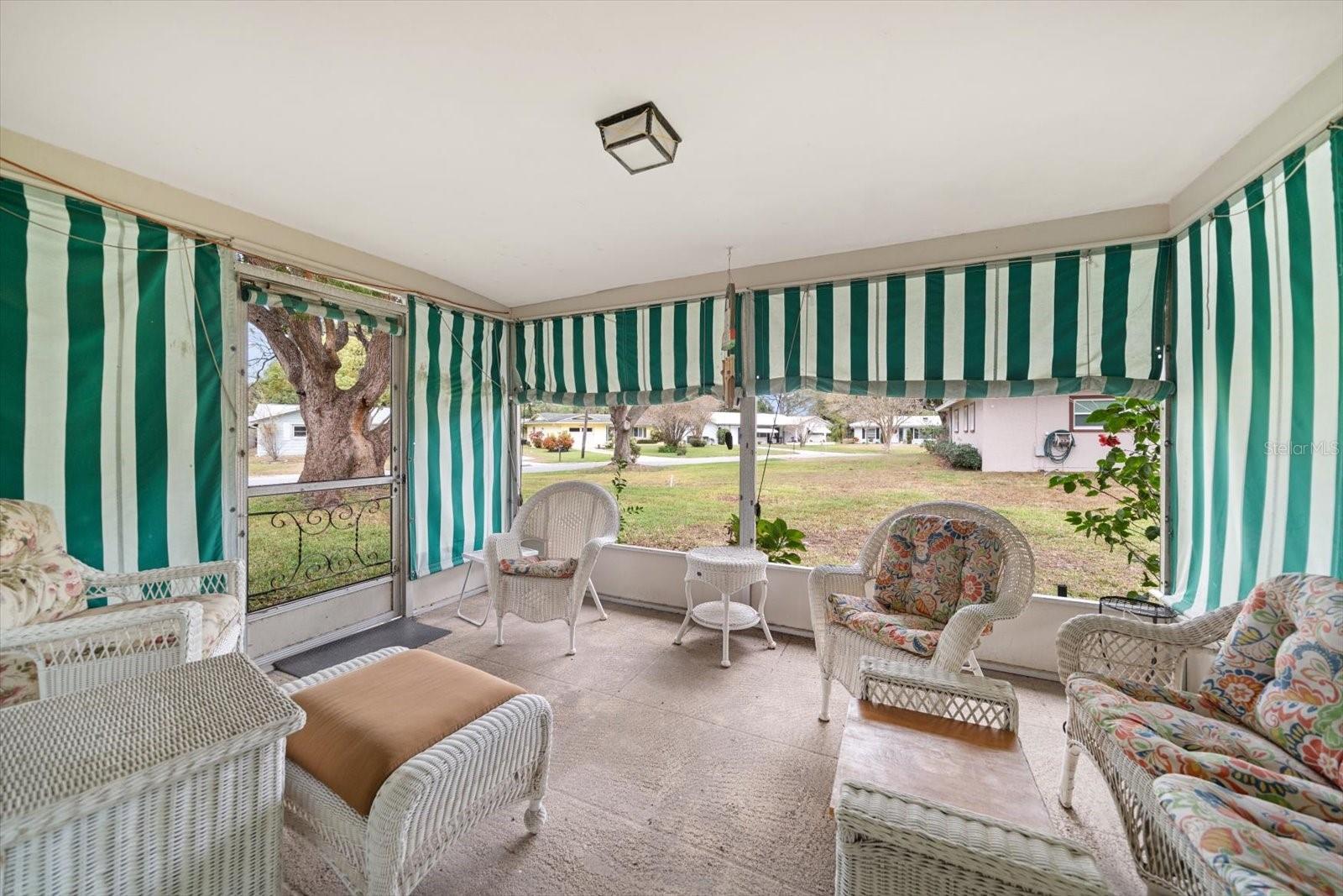 Image 12 of 40 For 2042 Fair Oak Drive