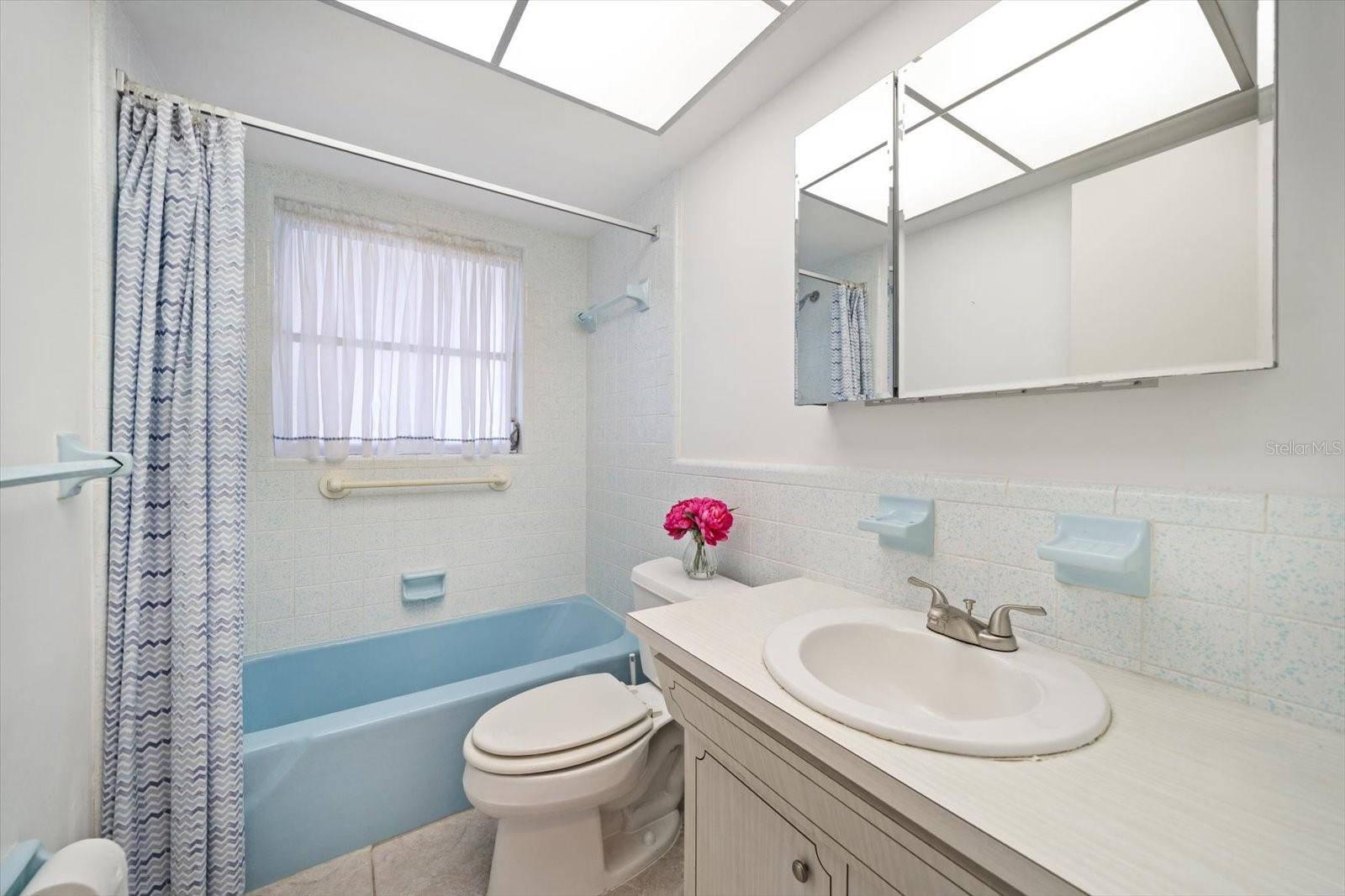 Image 16 of 40 For 2042 Fair Oak Drive