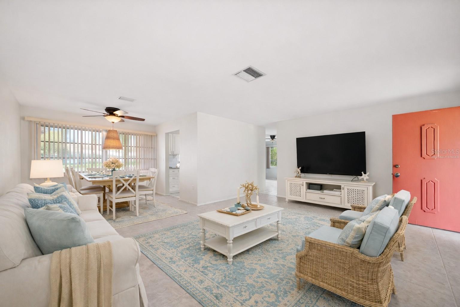 Image 4 of 40 For 2042 Fair Oak Drive