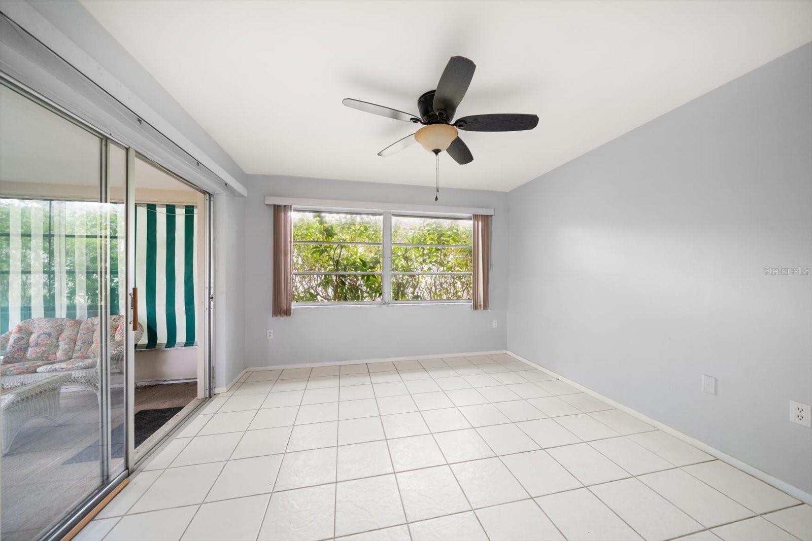 Image 9 of 40 For 2042 Fair Oak Drive