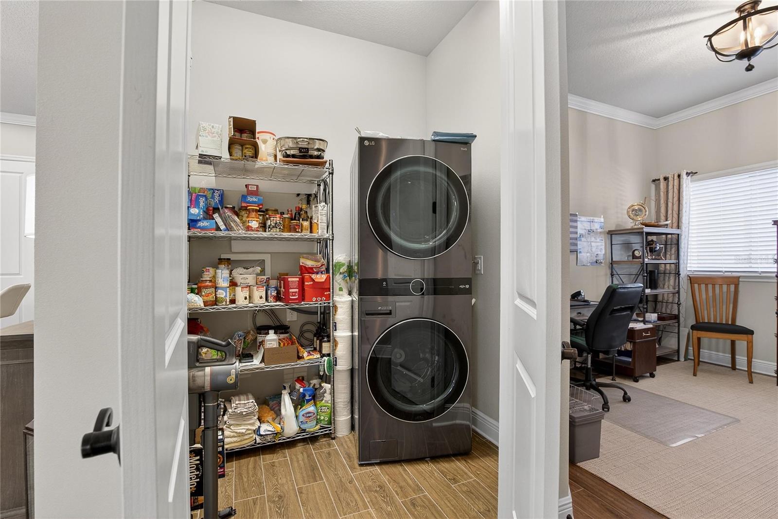 Image 18 of 41 For 6020 Plover Meadow Street